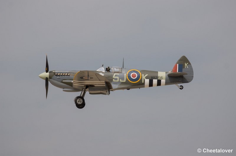 _DSC1689.JPG - Luchtmachtdagen Gilze en Rijen 2014Spitfire, BBMF